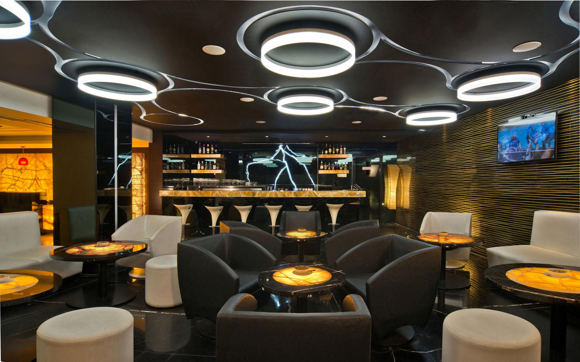Country Inn & Suites By Radisson, Bengaluru Hebbal Road מראה חיצוני תמונה