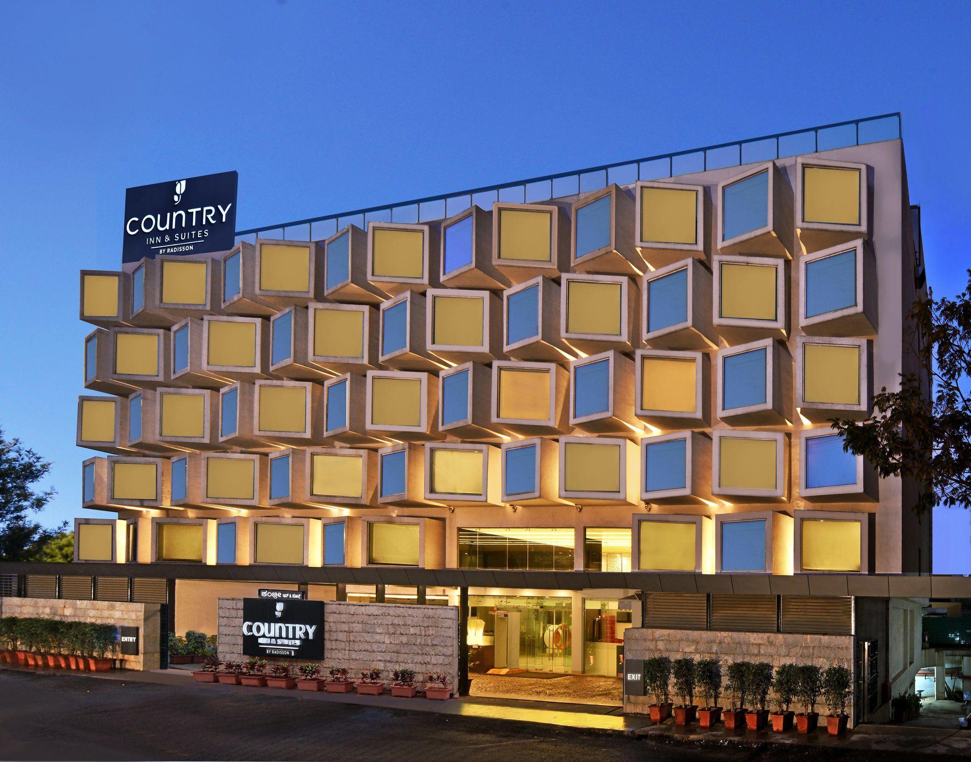 Country Inn & Suites By Radisson, Bengaluru Hebbal Road מראה חיצוני תמונה